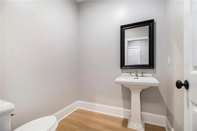 $7,500 | 960 Landmark Drive Northeast, Atlanta, GA 30342