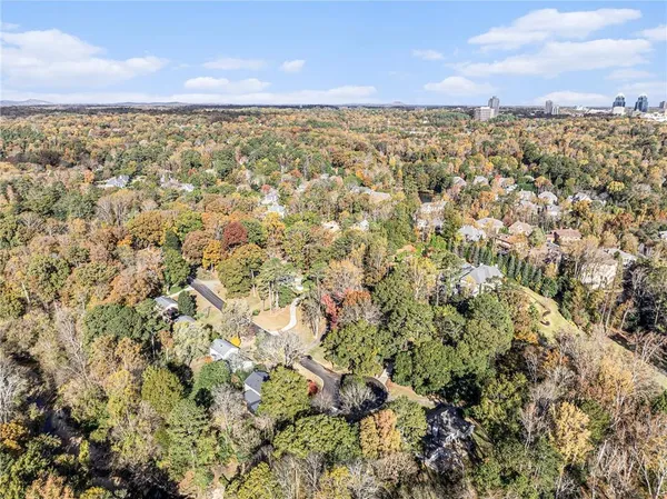 $7,500 | 960 Landmark Drive Northeast, Atlanta, GA 30342