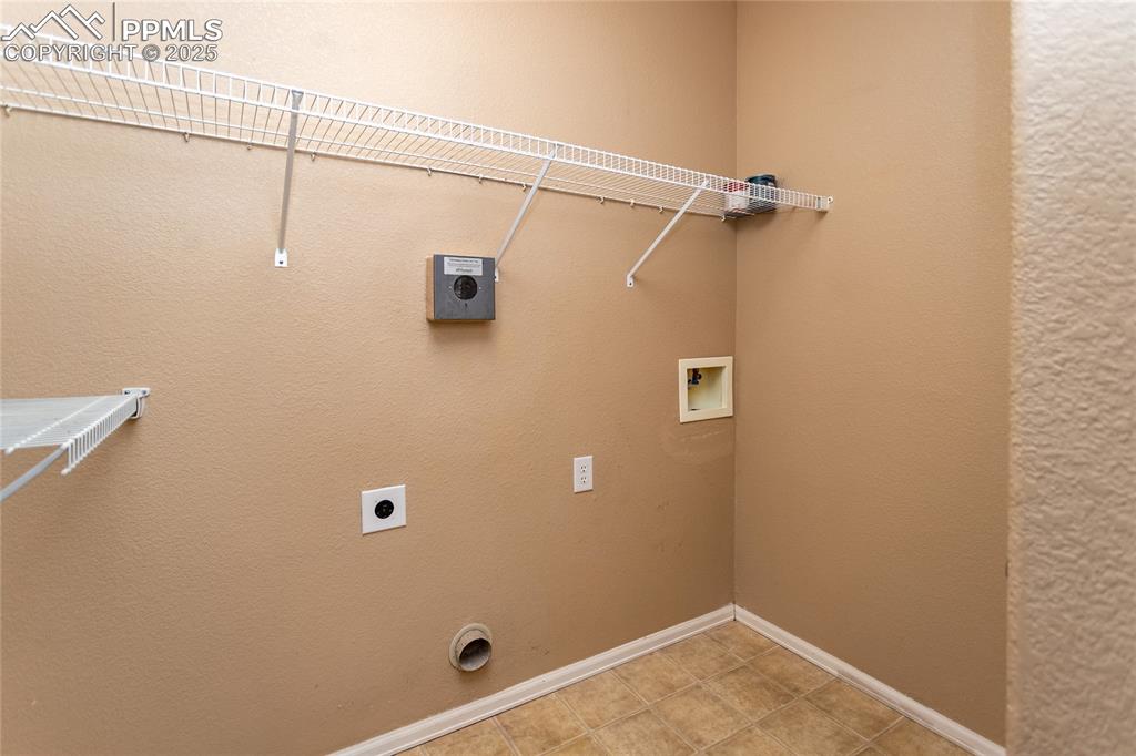 4829 Harrier Ridge Drive Colorado Springs, CO 80916 - Photo 20 of 50 a bathroom with a shower
