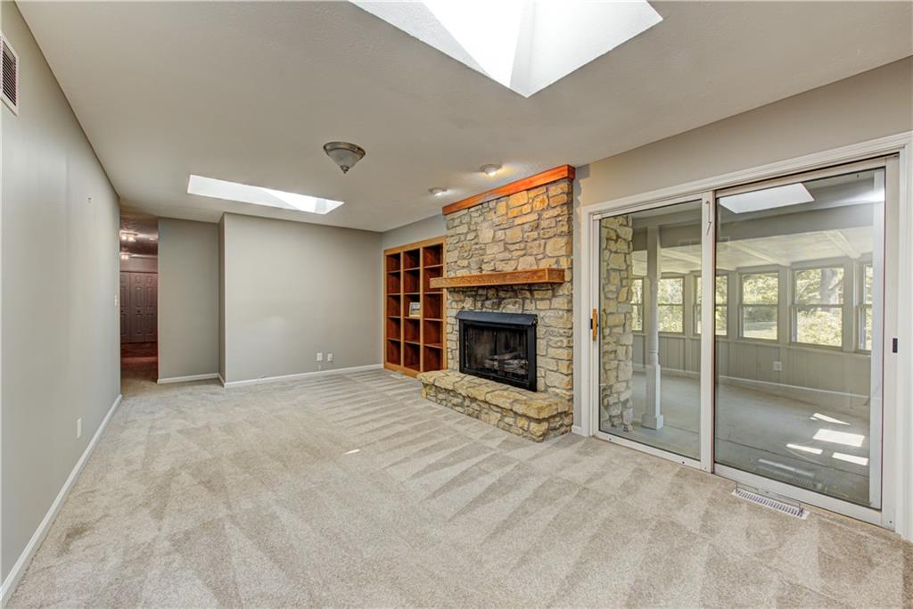 66 Ridgeway Drive Brownsburg, IN 46112 - Photo 8 of 40