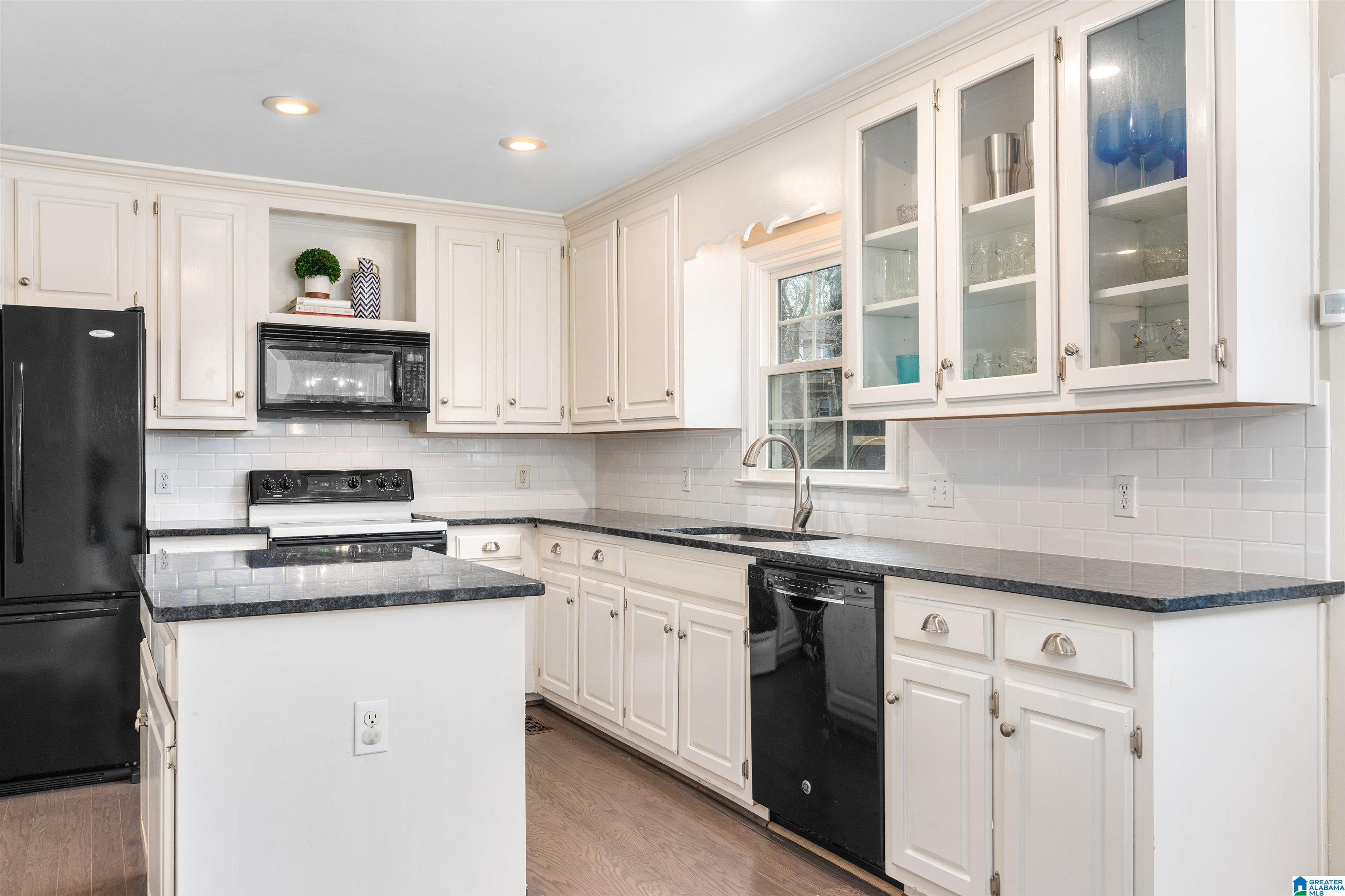 2744 Stevens Creek Road Birmingham, AL 35244 - Photo 7 of 26