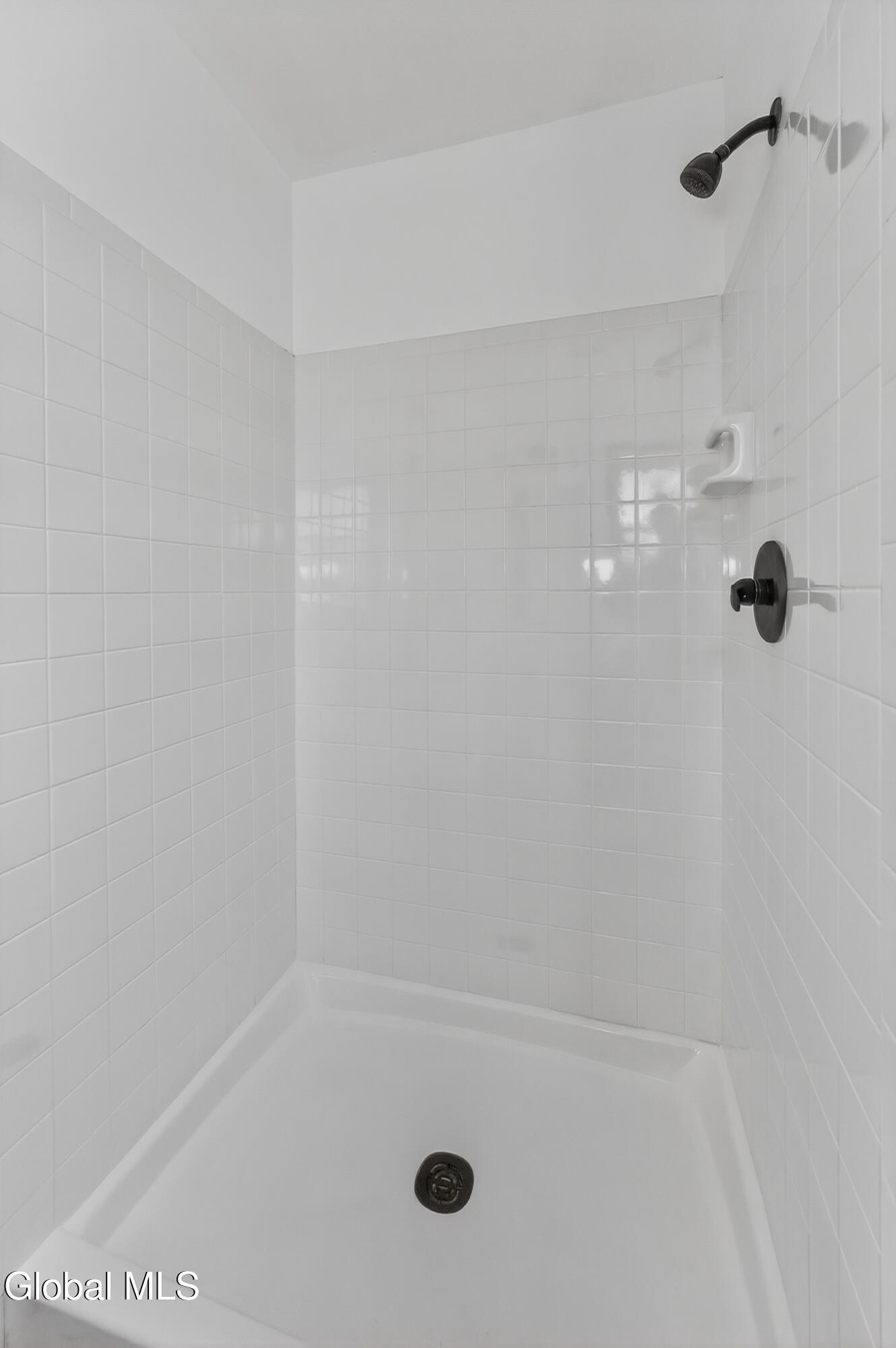 18 Rockefeller Boulevard Rensselaer, NY 12144 - Photo 29 of 43 6 Master 4