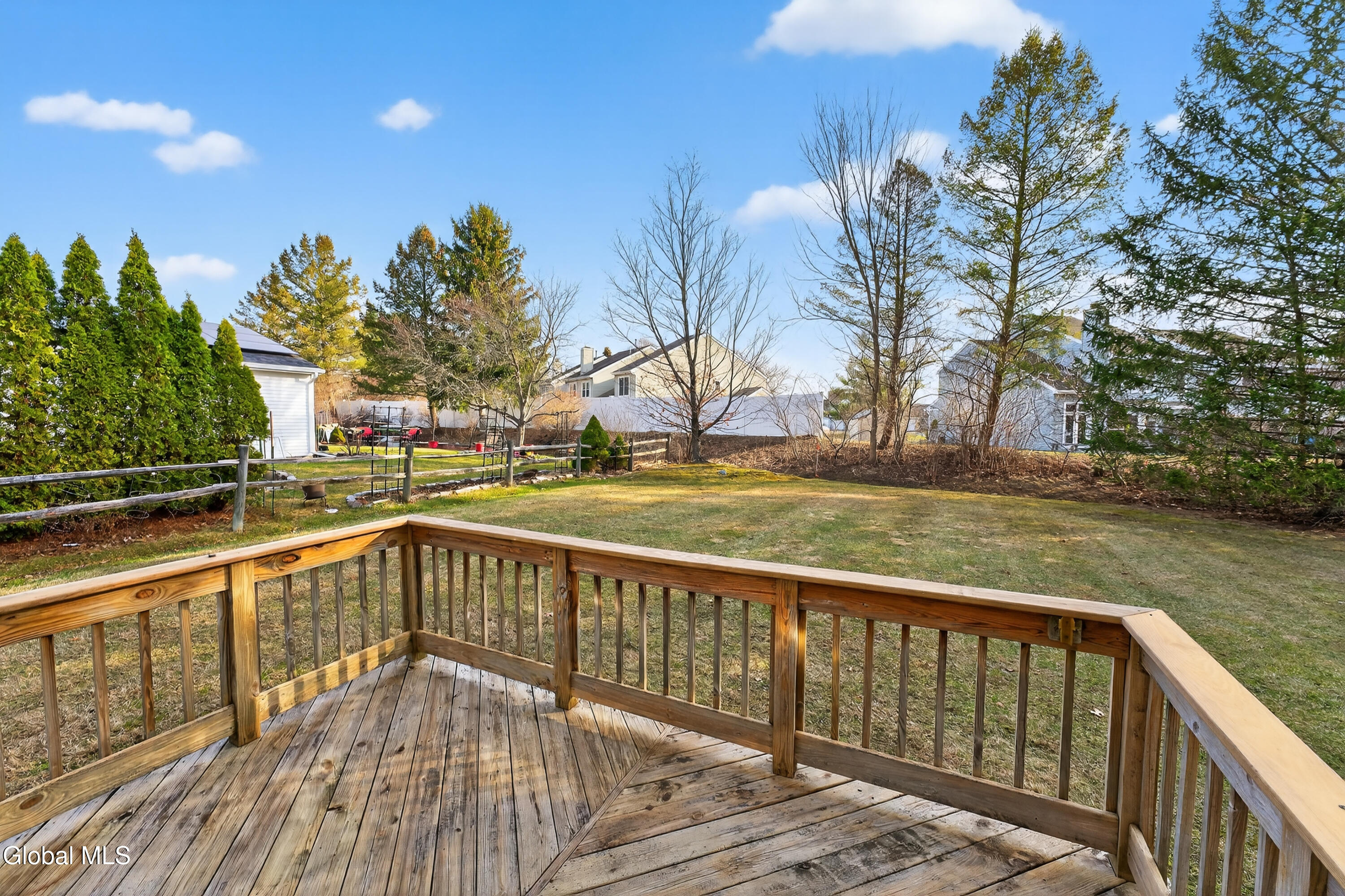 18 Rockefeller Boulevard Rensselaer, NY 12144 - Photo 42 of 43 Yard 6