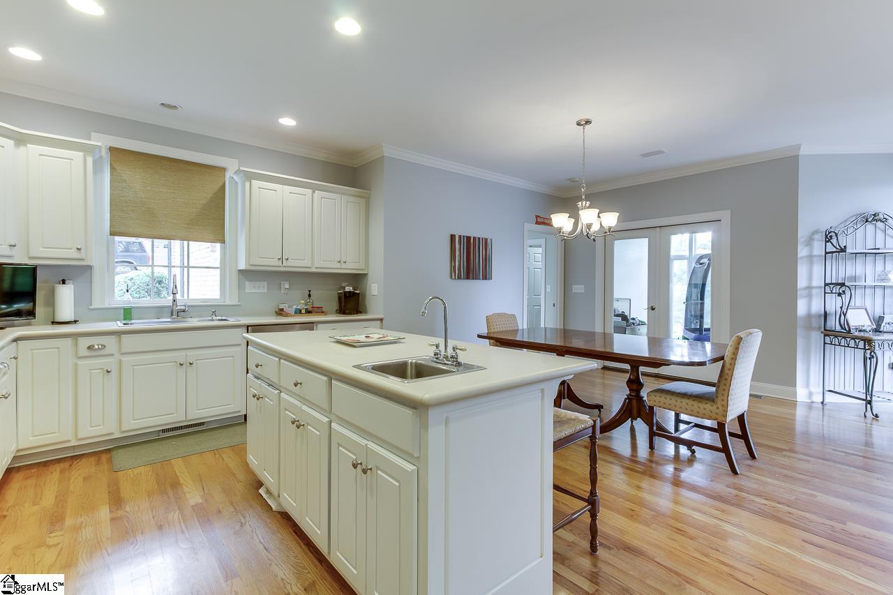 200 Pine Ridge Drive Easley, SC 29642 - Photo 11 of 36 Gallery Image 11