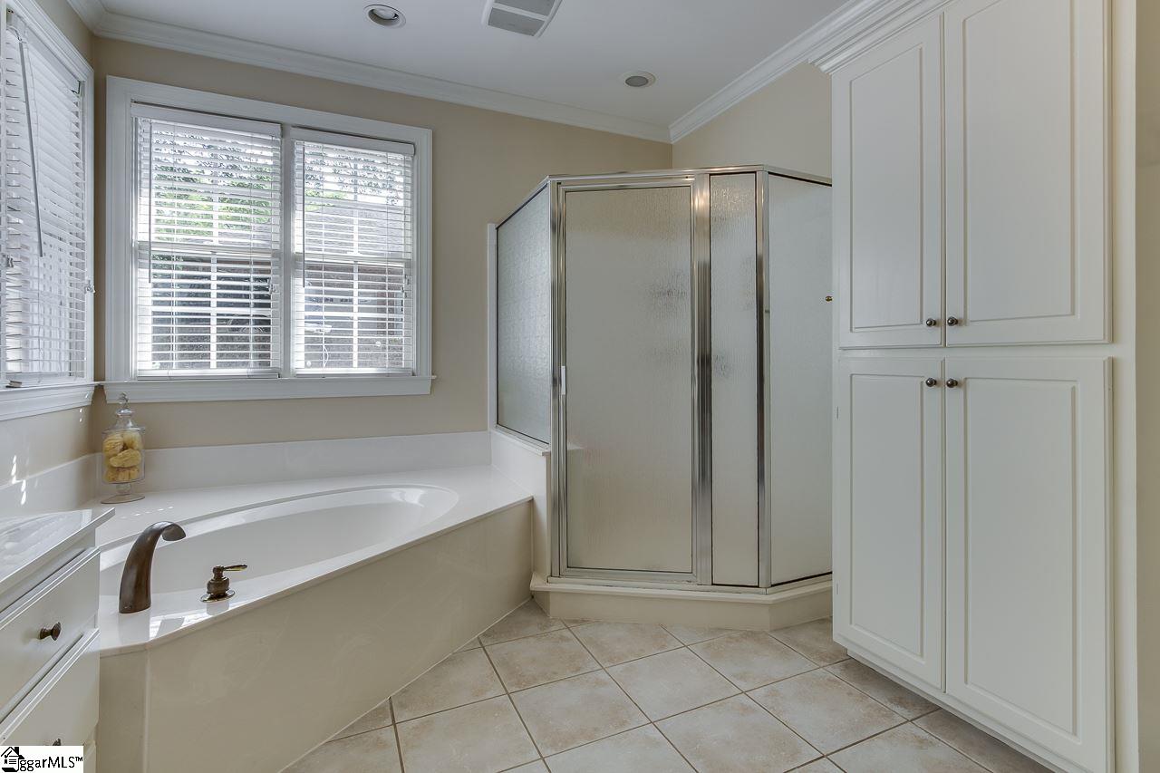 200 Pine Ridge Drive Easley, SC 29642 - Photo 19 of 36 Gallery Image 19