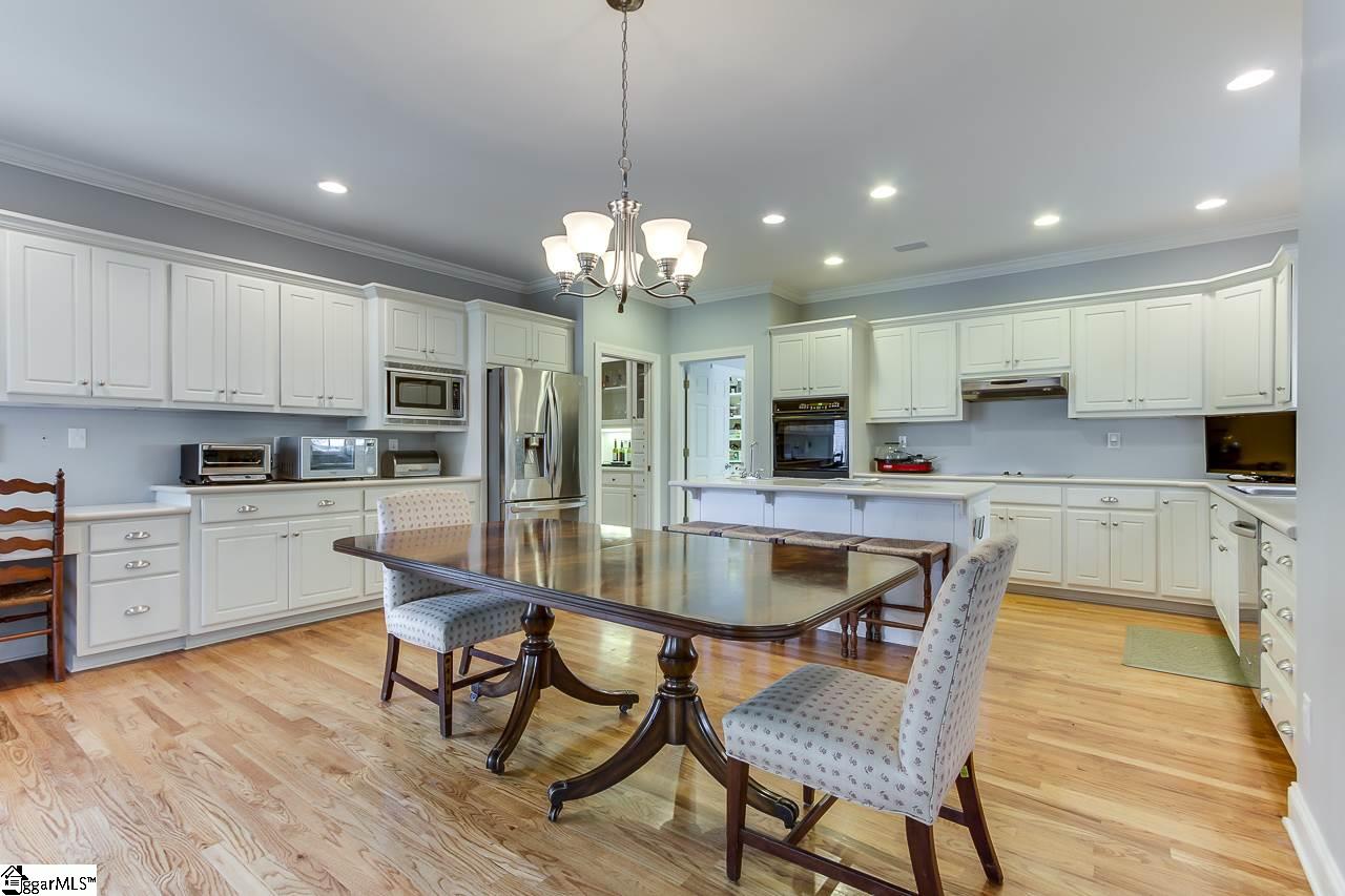 200 Pine Ridge Drive Easley, SC 29642 - Photo 9 of 36 Gallery Image 9