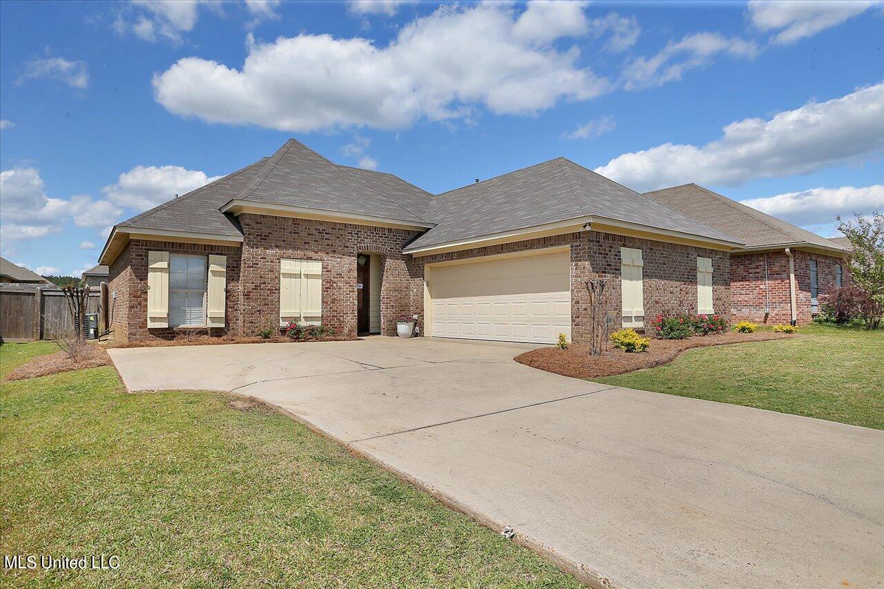 232 Greenfield Ridge Drive Brandon, MS 39042 - Photo 1 of 22 front