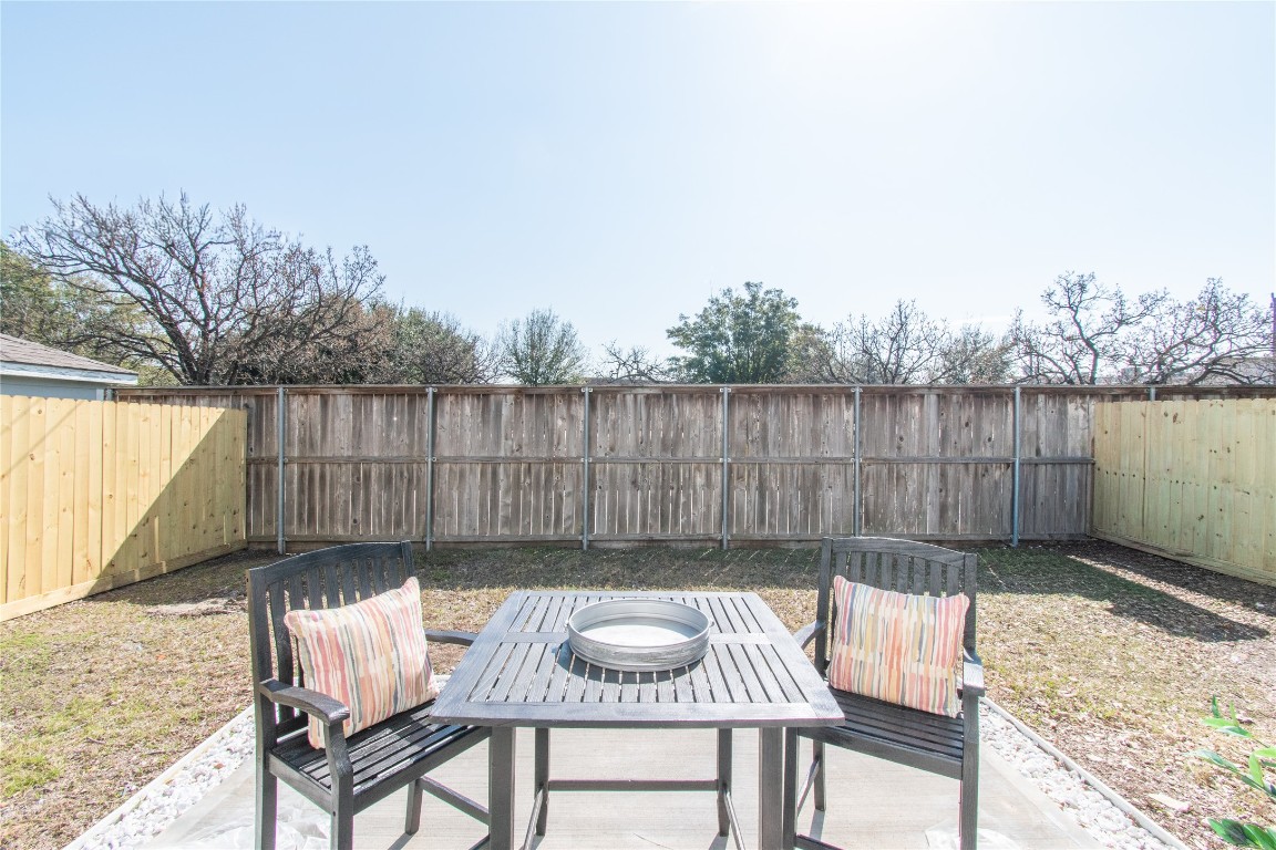 12447 South Rachlin Circle Houston, TX 77071 - Photo 31 of 34 a view of a yard with furniture