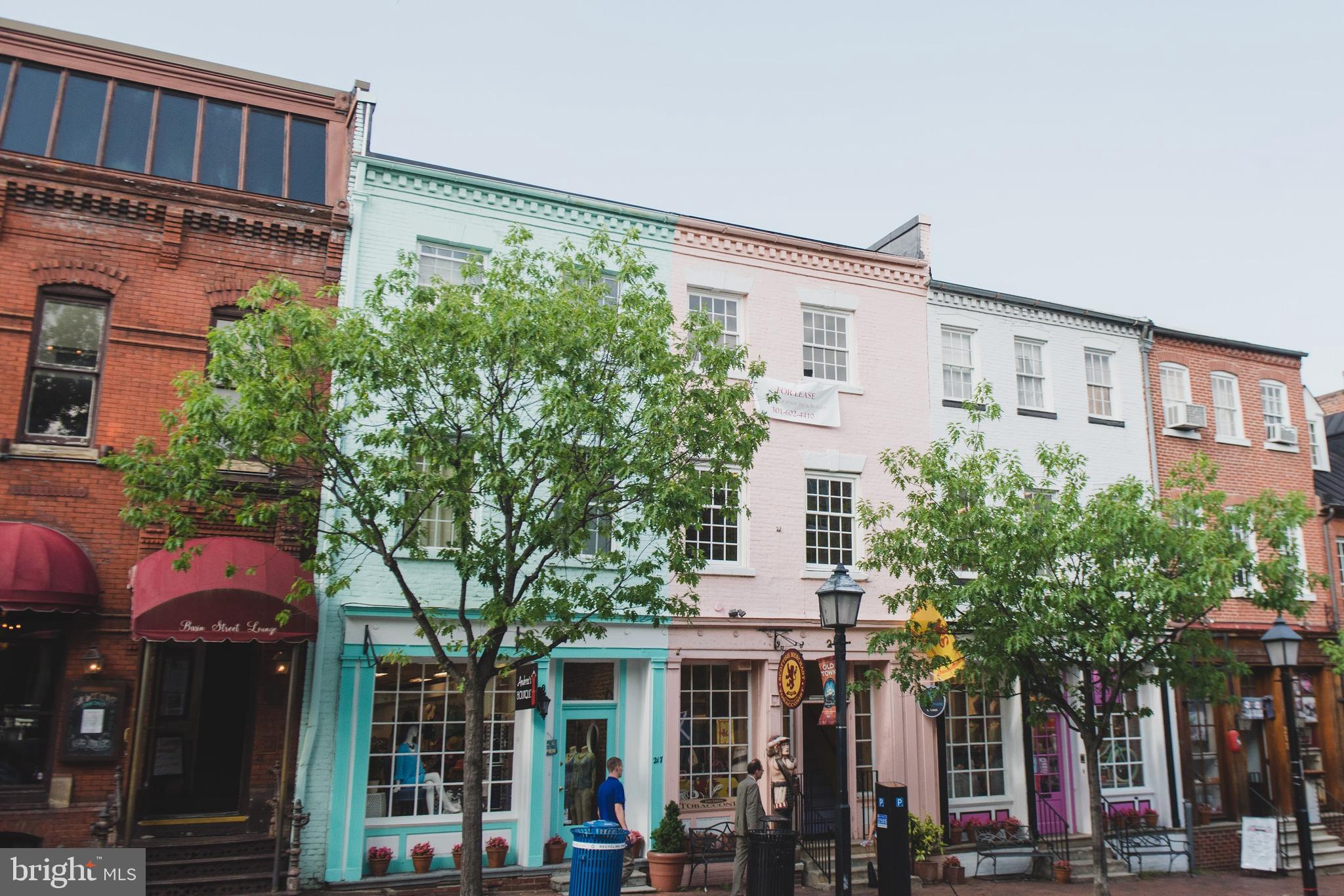 1023 North Royal Street, Unit 214 Alexandria, VA 22314 - Photo 38 of 38 a front view of a building with street view