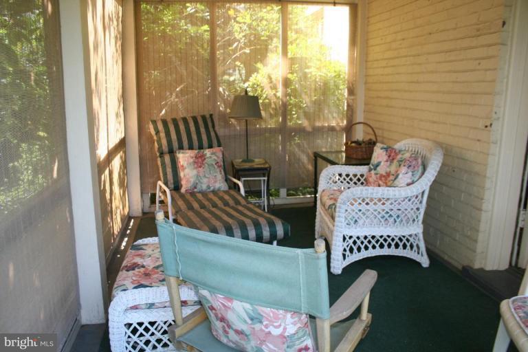 8005 Custer Road Bethesda, MD 20814 - Photo 11 of 17 Porch
