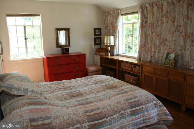 8005 Custer Road Bethesda, MD 20814 - Photo 6 of 17 Master Bedroom