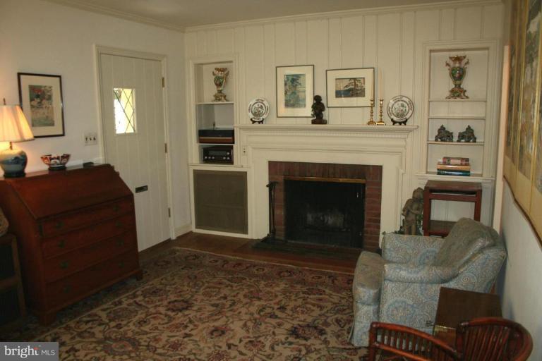 8005 Custer Road Bethesda, MD 20814 - Photo 8 of 17 Living Room #2