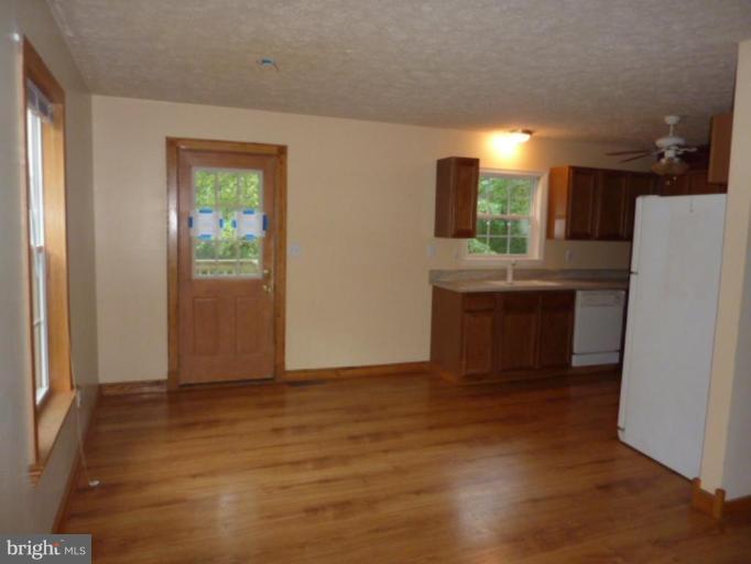 4005 Bullitt Neck Road Marbury, MD 20658 - Photo 5 of 16 Dining Area