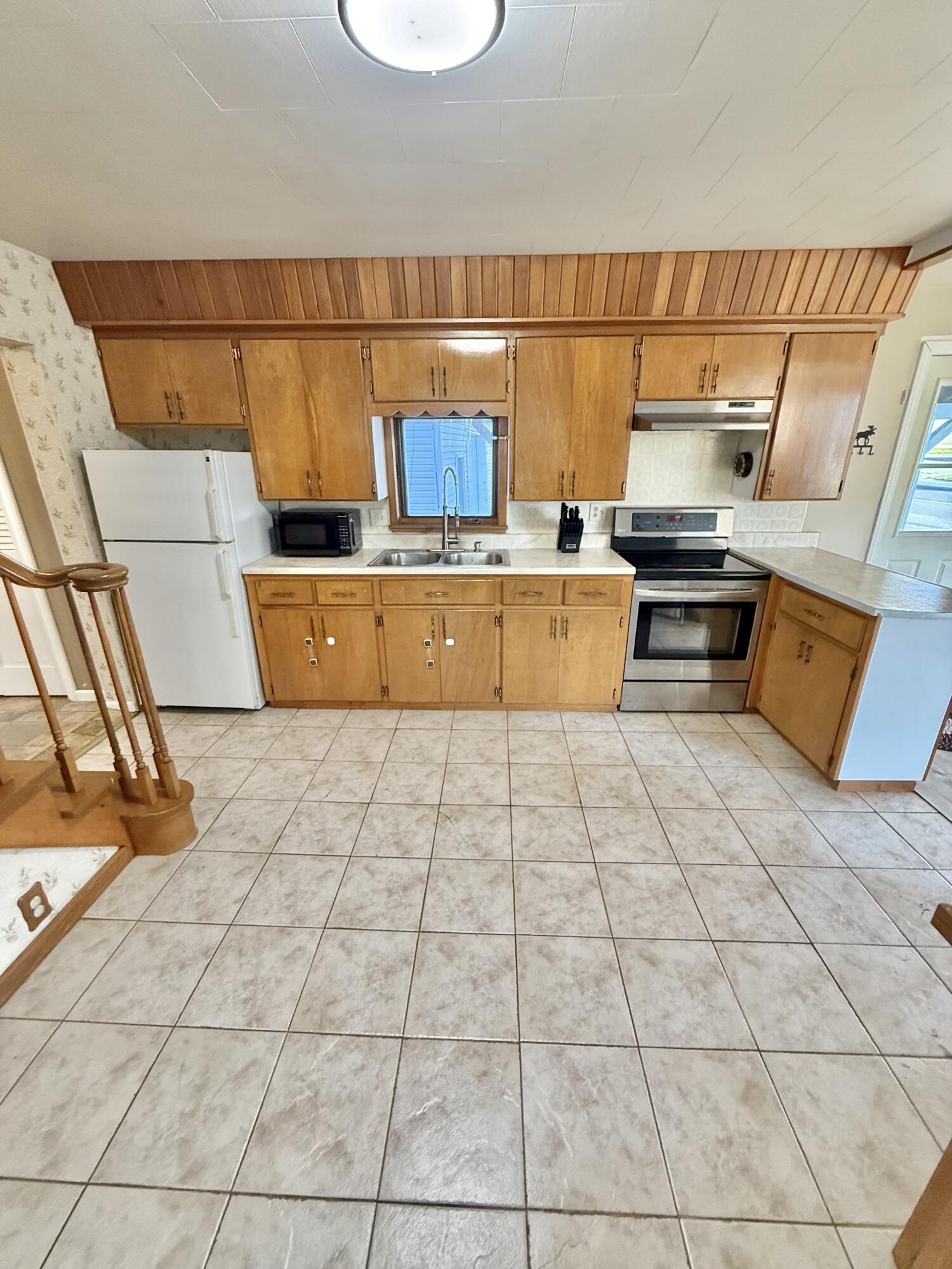 982 Main Street Grand Isle, ME 04746 - Photo 42 of 97 Kitchen