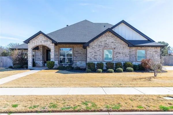 $599,900 | 2301 Manor Oaks Terrace, Abilene, TX 79602
