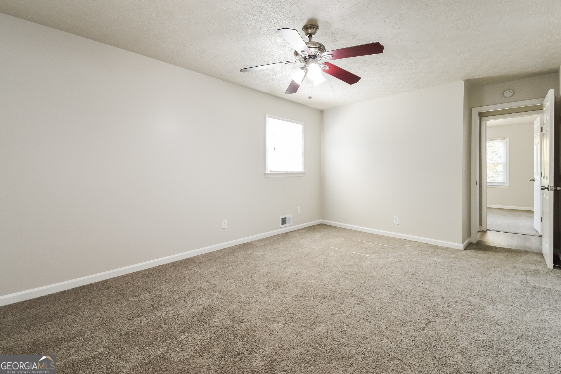 6494 Bobolink Court Rex, GA 30273 - Photo 10 of 16