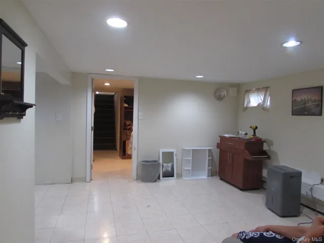 $789,000 | 828 Windmill Avenue, West Babylon, NY 11704