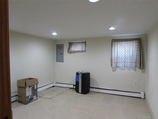 $789,000 | 828 Windmill Avenue, West Babylon, NY 11704