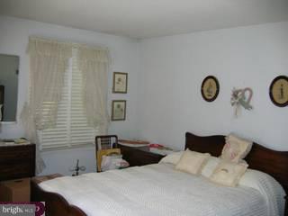 514 Coursey Road Oreland, PA 19075 - Photo 4 of 6