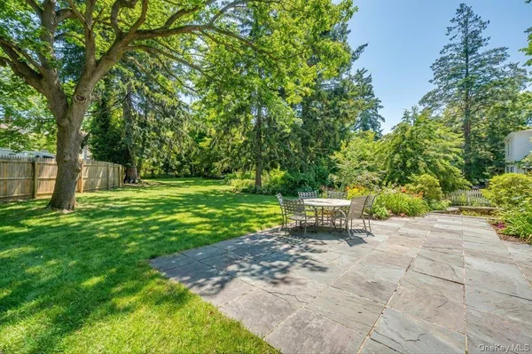 $2,495,000 | 525 Milton Road, Rye, NY 10580