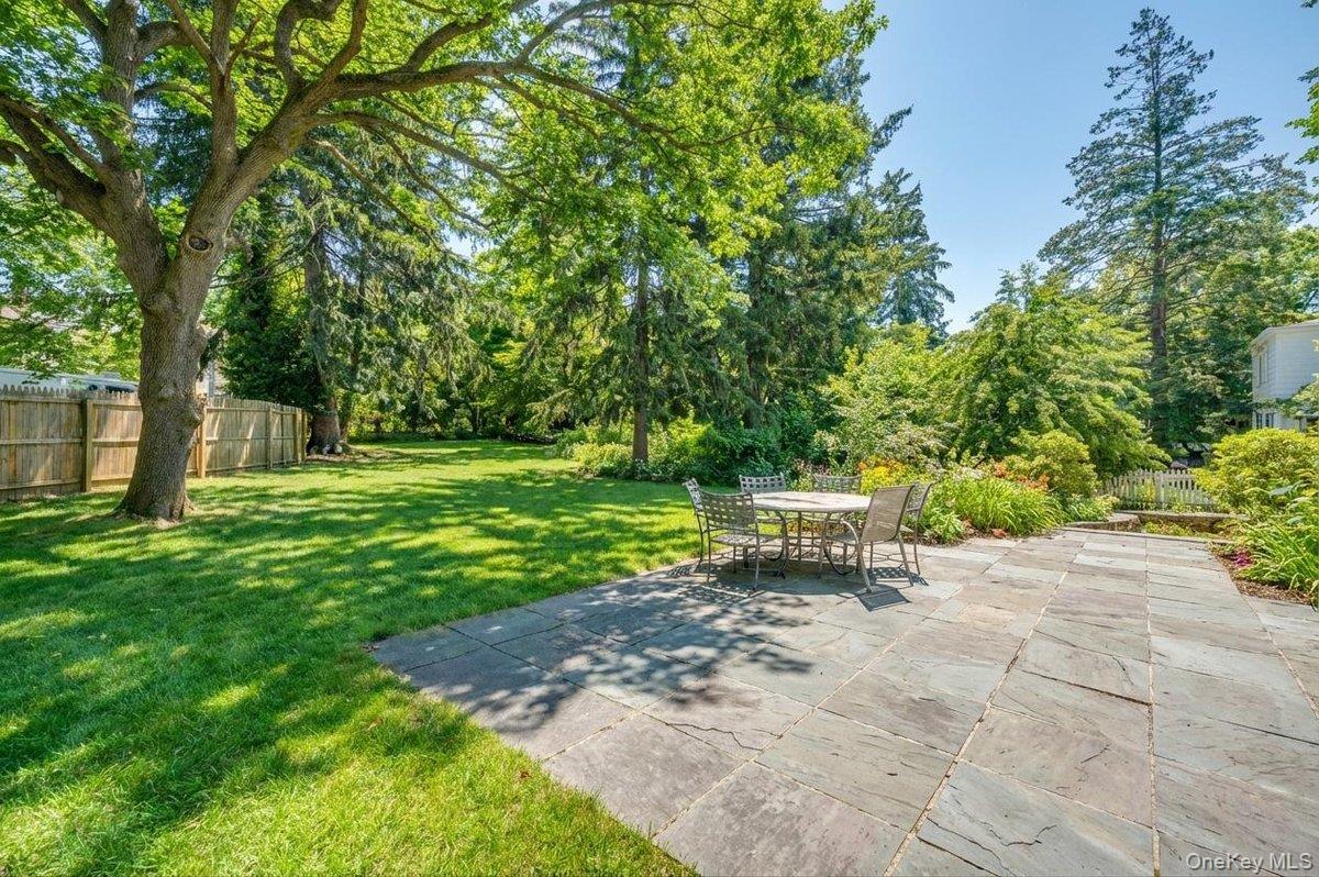 525 Milton Road Rye, NY 10580 - Photo 4 of 42 a view of a park with large trees