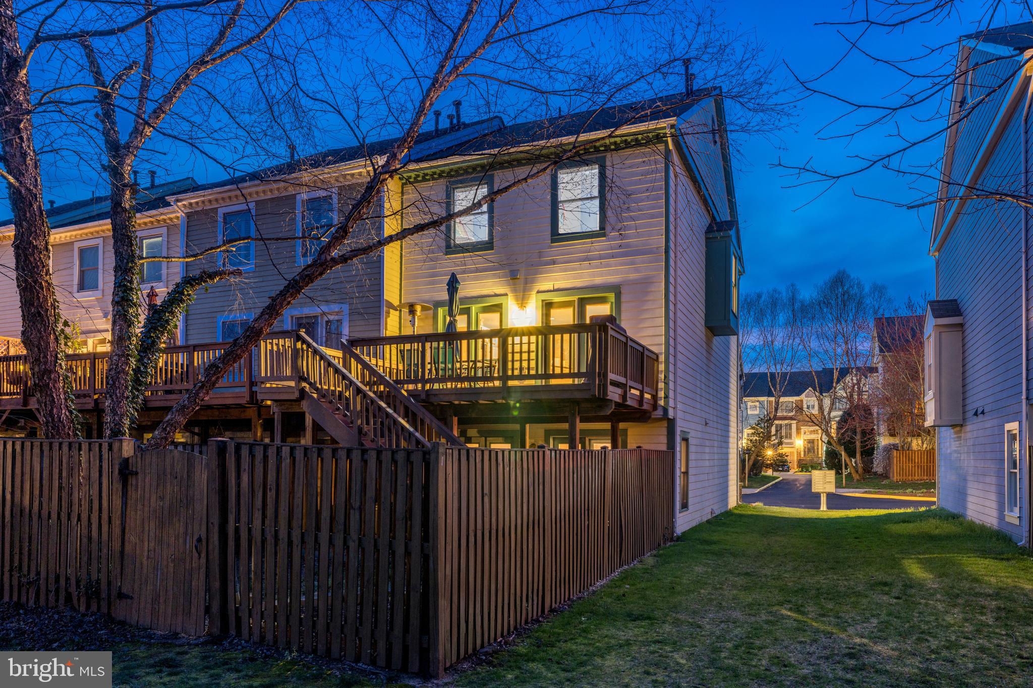115 Rivanna Terrace Southwest Leesburg, VA 20175 - Photo 5 of 46 Gallery Image 5