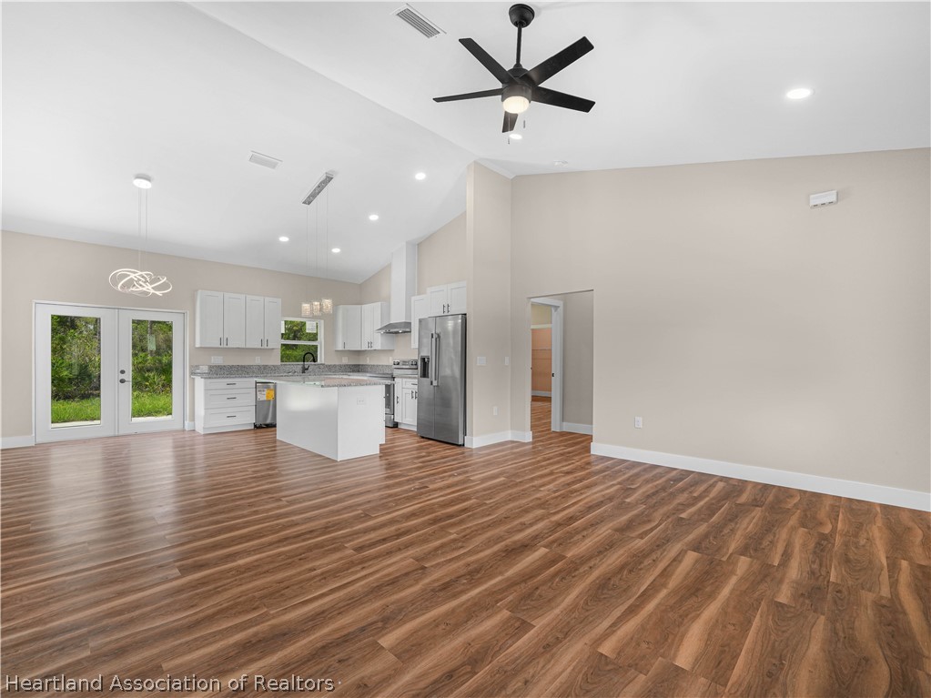 321 Roadrunner Avenue Sebring, FL 33870 - Photo 13 of 20
