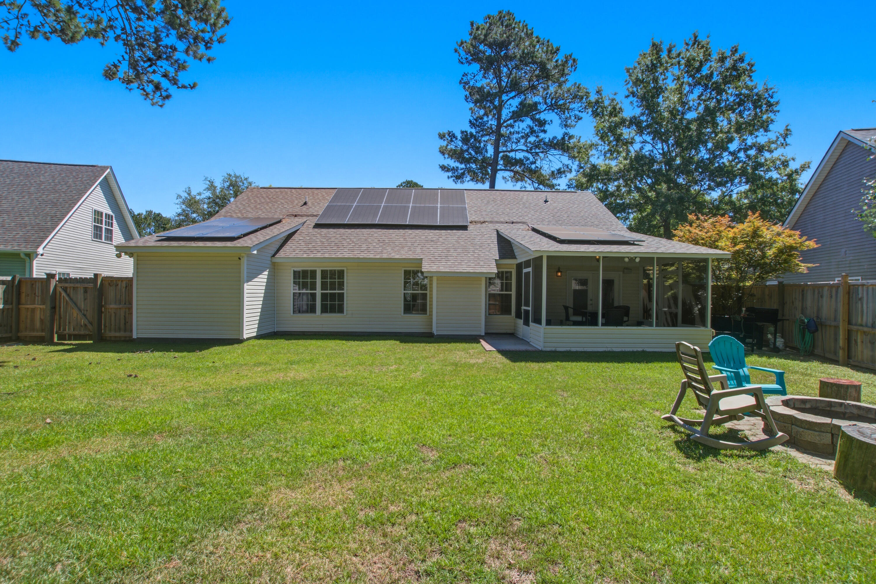 415 Black Horse Road Moncks Corner, SC 29461 - Photo 33 of 40 415 (37)