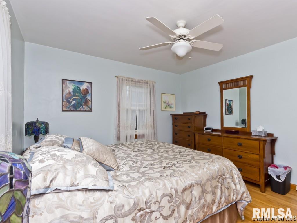 1045 North Walnut Street Springfield, IL 62702 - Photo 12 of 36