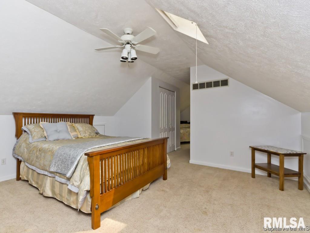 1045 North Walnut Street Springfield, IL 62702 - Photo 16 of 36