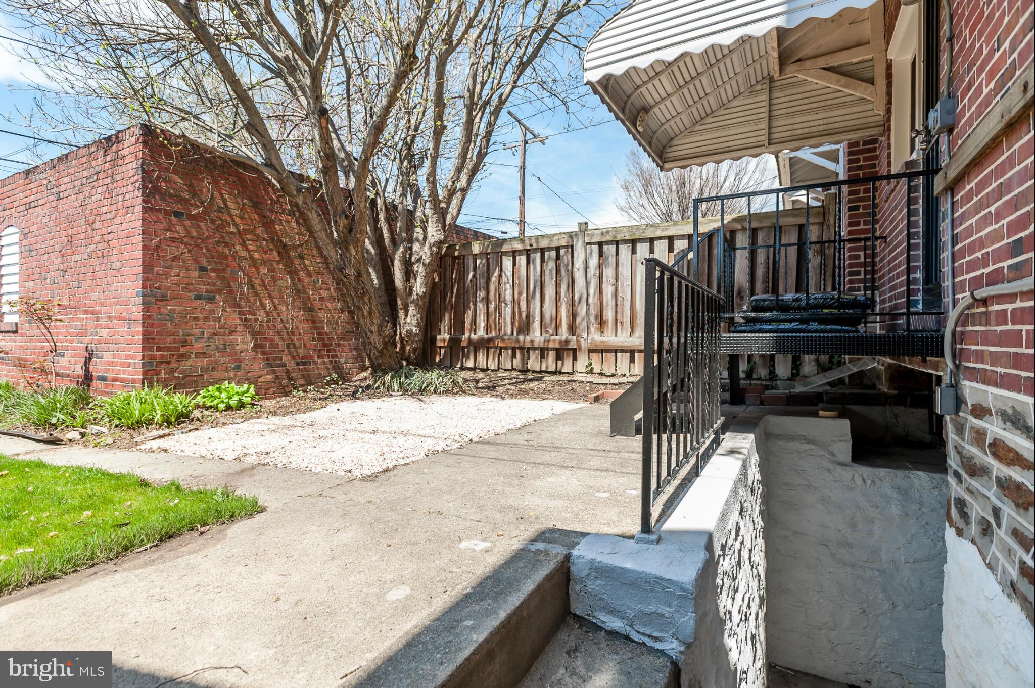 3722 Ednor Road Baltimore, MD 21218 - Photo 3 of 25 Exterior (General)