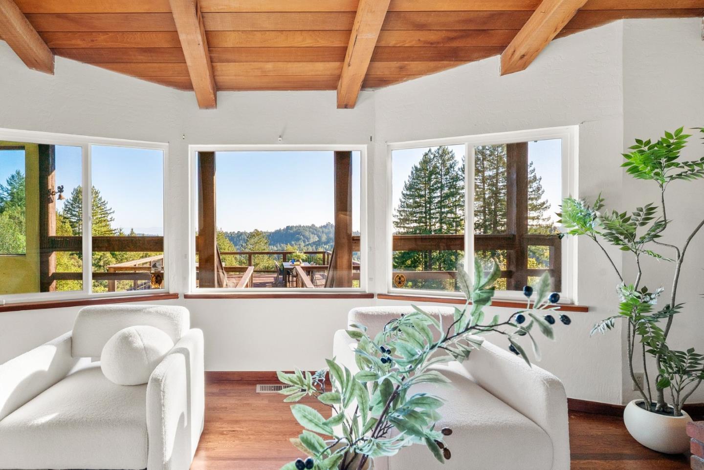 555 Bohnen Road Soquel, CA 95073 - Photo 15 of 68