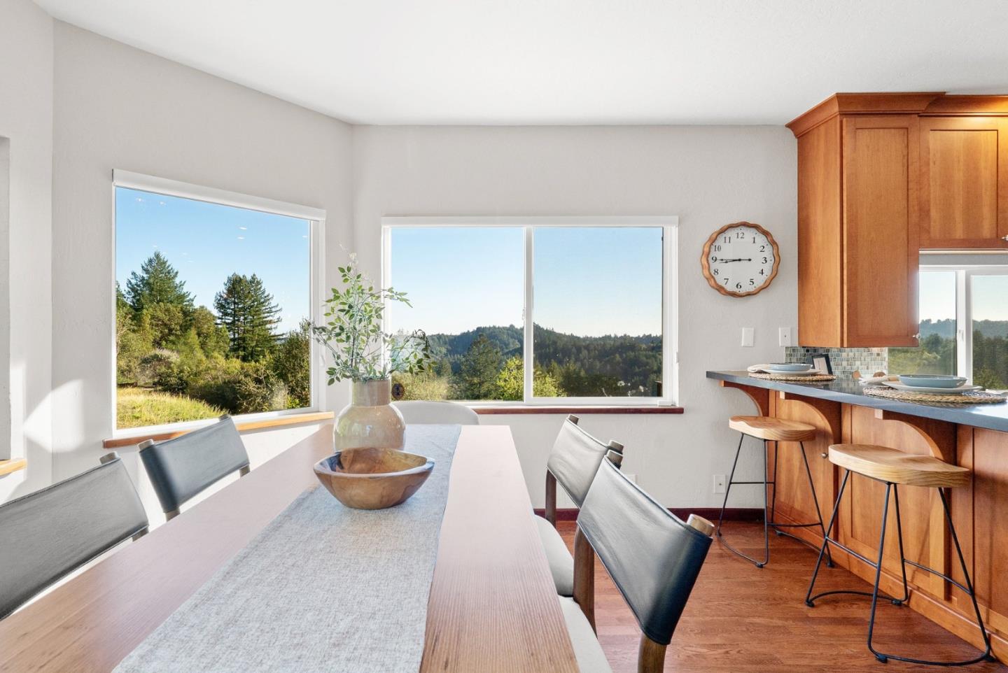 555 Bohnen Road Soquel, CA 95073 - Photo 10 of 68