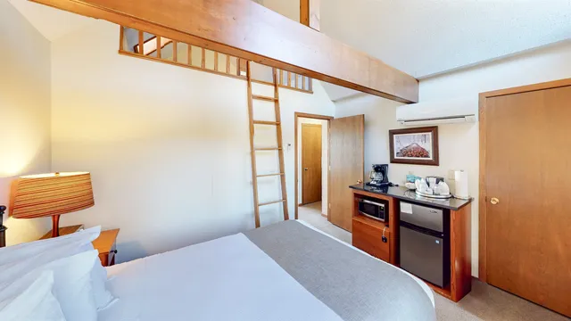 $515,000 | 7192 Highway 61, Unit 37, Tofte, MN 55615