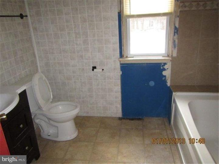 705 North Mine Road Quakertown, PA 18951 - Photo 5 of 11 Bathroom
