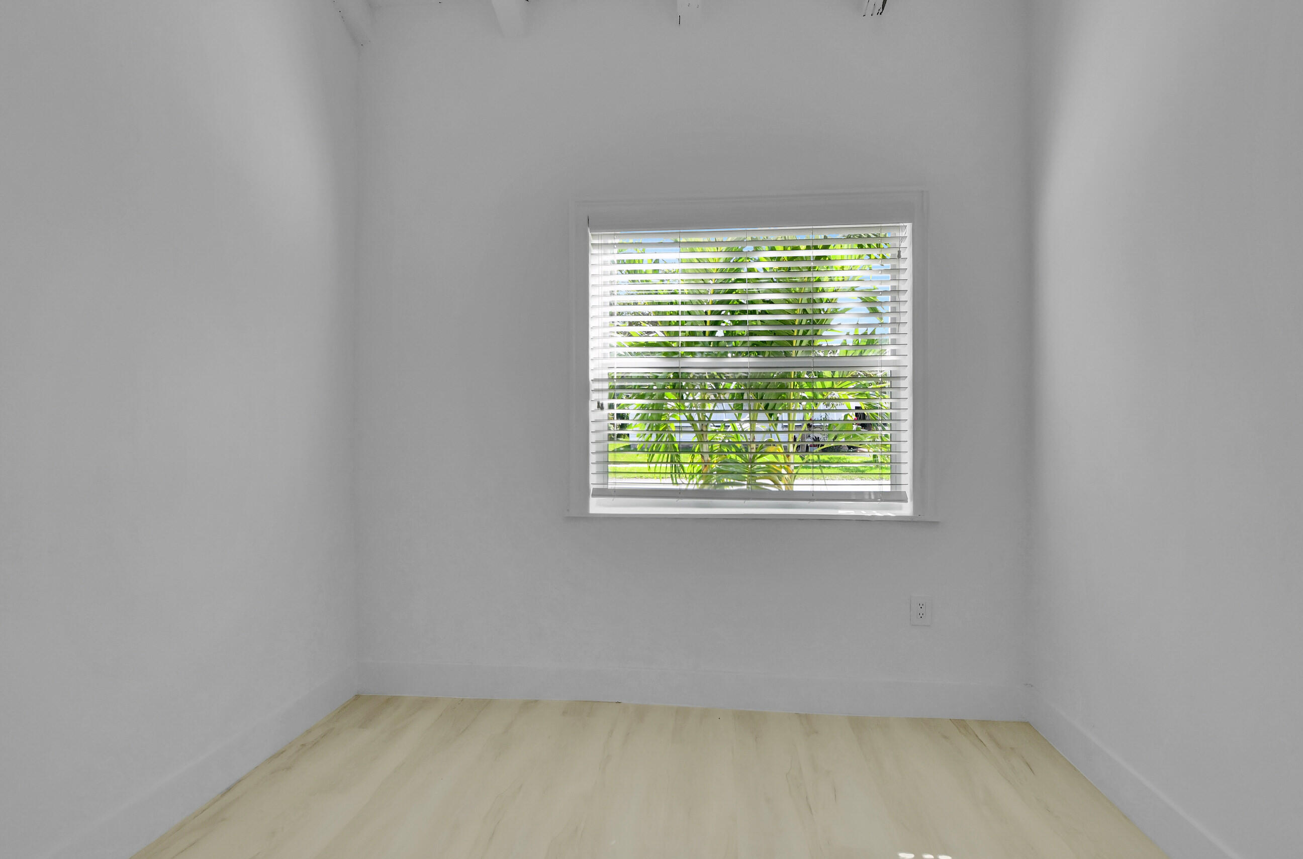 237 Northwest 7th Street Boca Raton, FL 33432 - Photo 27 of 64 53_dsc_3861