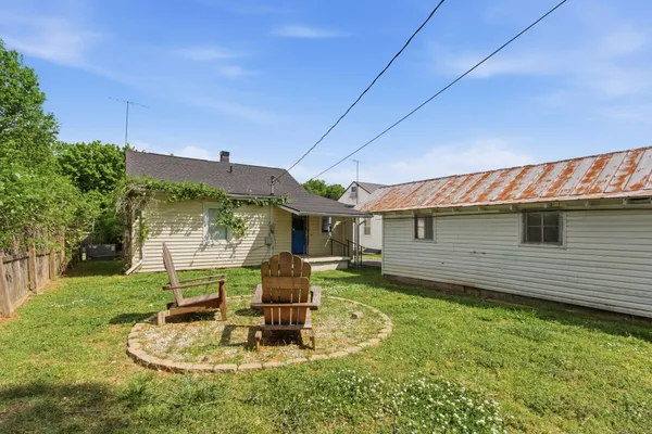 $259,900 | 2002 Denham Avenue, Columbia, TN 38401