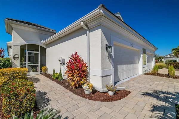 $439,000 | 7522 Campus Cove, Sarasota, FL 34243