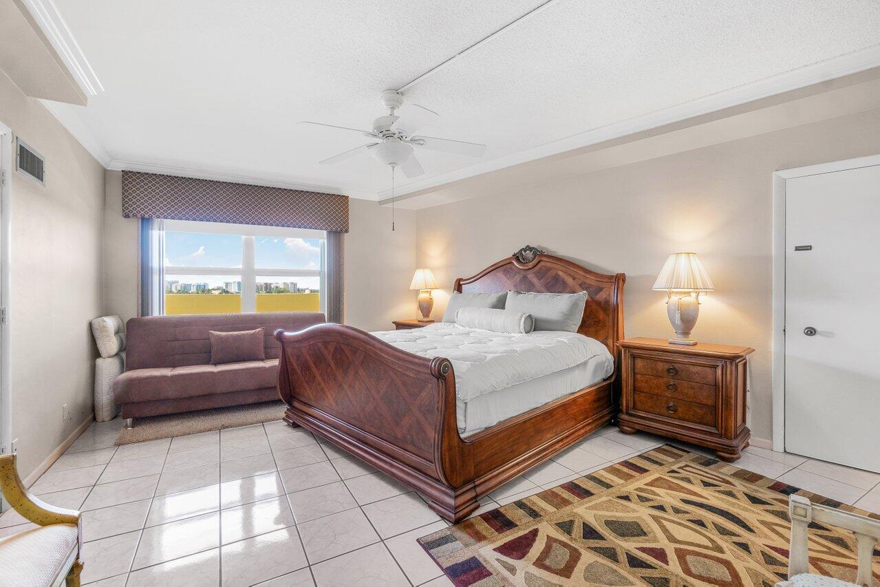 310 South Ocean Boulevard, Unit 6020 Boca Raton, FL 33432 - Photo 18 of 43 015-310SouthOceanBoulevard-602-BocaRaton