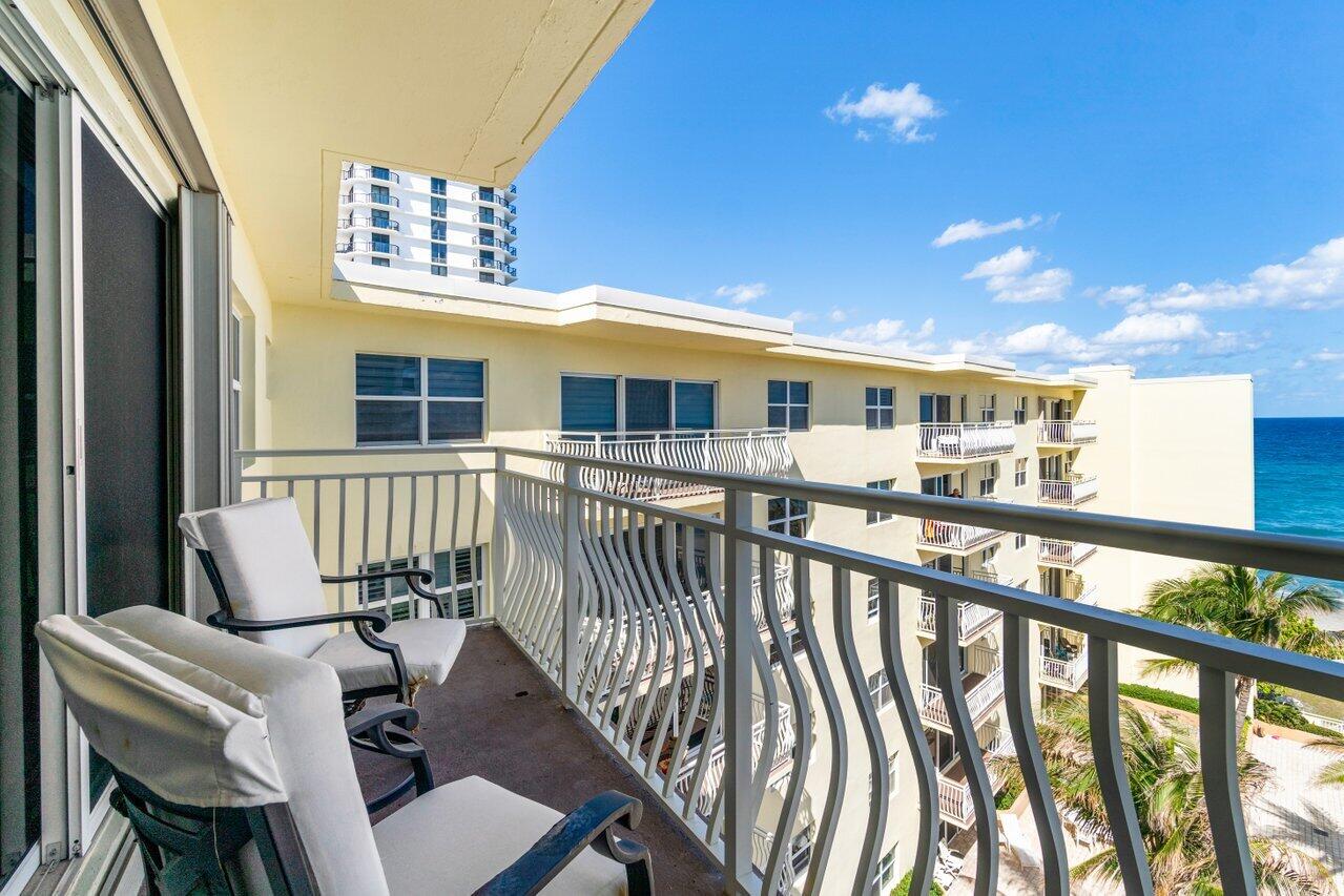 310 South Ocean Boulevard, Unit 6020 Boca Raton, FL 33432 - Photo 6 of 43 022-310SouthOceanBoulevard-602-BocaRaton