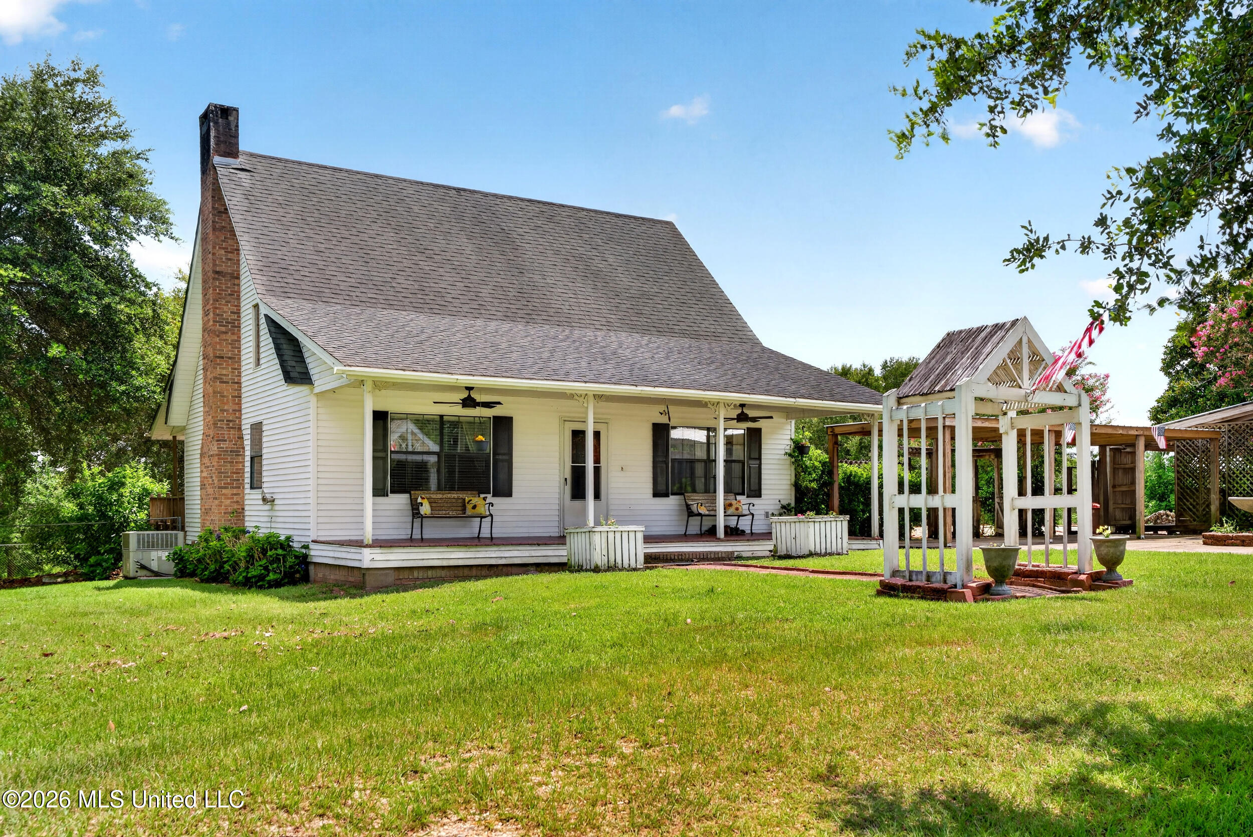 574 Slade Woodward Road Poplarville, MS 39470 - Photo 1 of 106 1_front