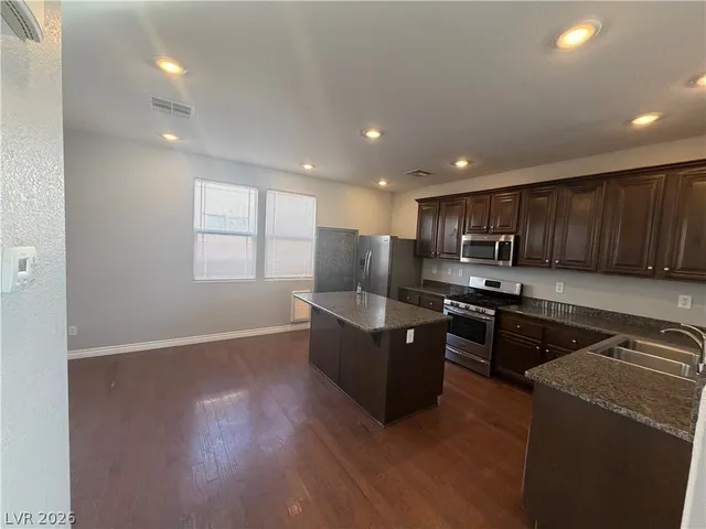 $1,999 | 10806 West Old Ironsides Avenue, Las Vegas, NV 89166