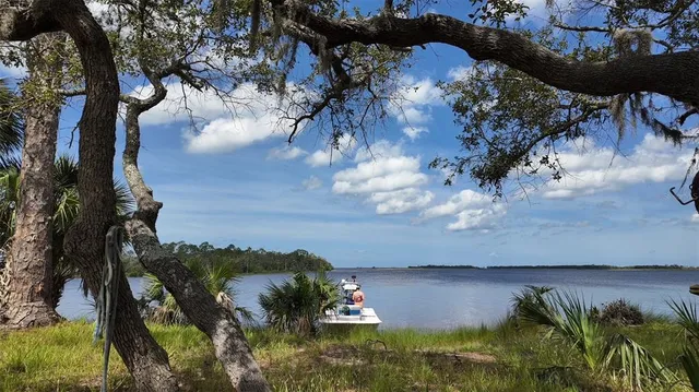 $1,950,000 | 0 Clark Island, Cedar Key, FL 32625