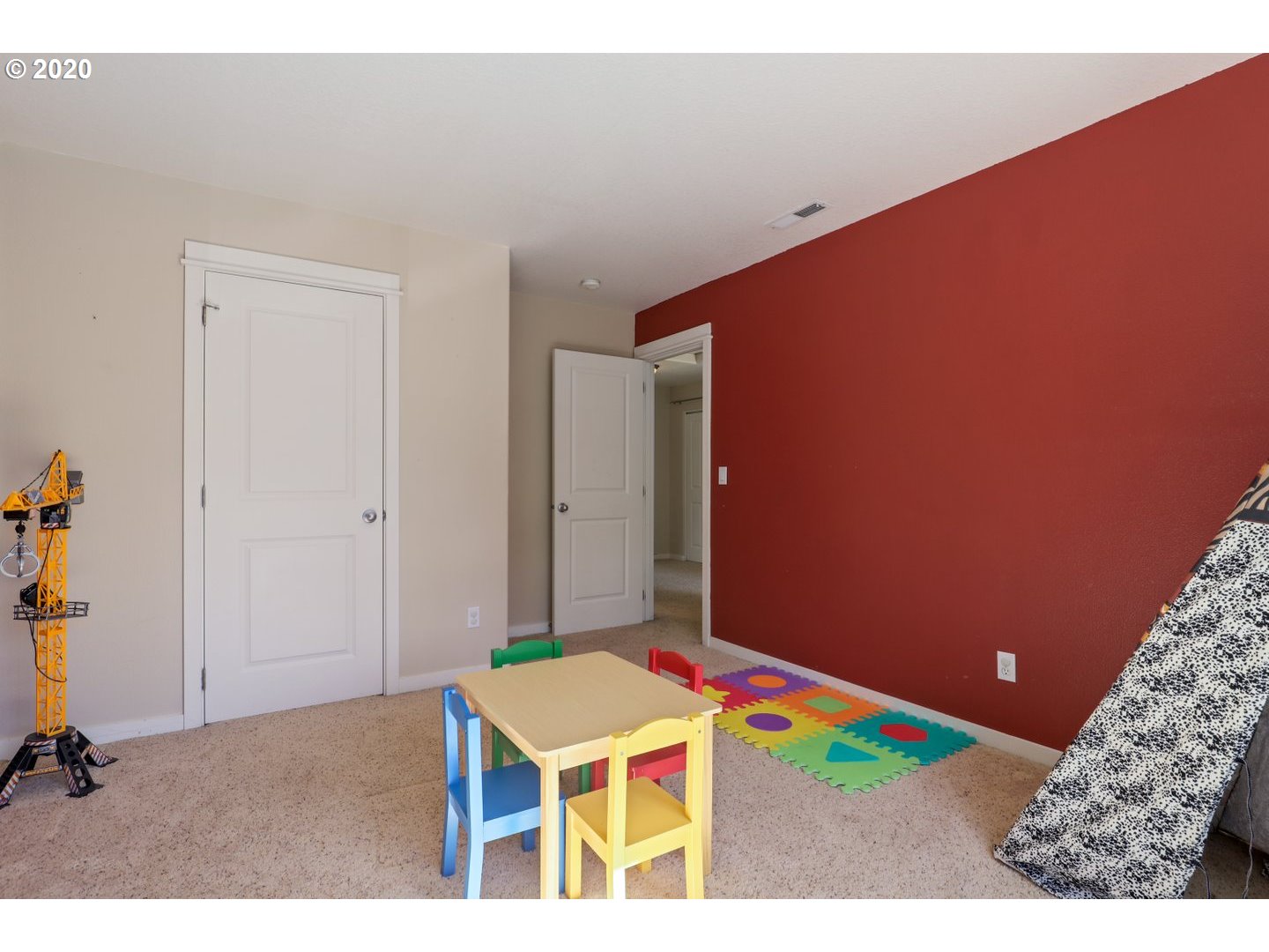30519 Southwest Ruth Street Wilsonville, OR 97070 - Photo 27 of 32 Gallery Image 27