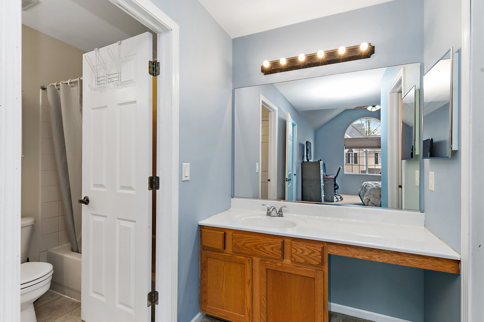 603 Silver Creek Road, Unit 603 Woodstock, IL 60098 - Photo 16 of 22