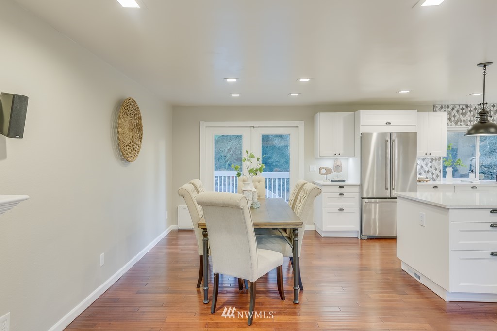 13307 Southeast 185th Place Renton, WA 98058 - Photo 11 of 40 Gallery Image 11