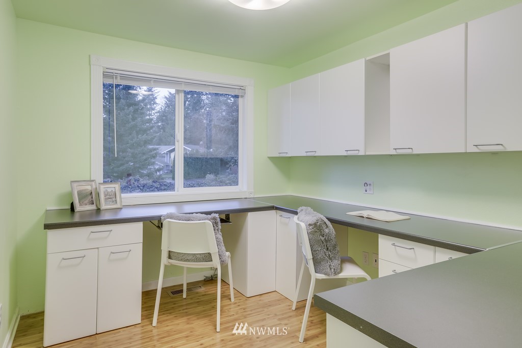 13307 Southeast 185th Place Renton, WA 98058 - Photo 24 of 40 Gallery Image 24
