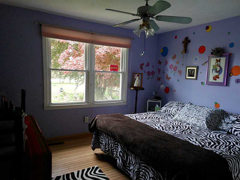 161 Pippin Orchard Road Cranston, RI 02921 - Photo 12 of 25 Bedroom.
