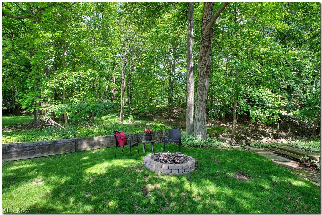 4683 Liberty Road Cleveland, OH 44121 - Photo 2 of 23