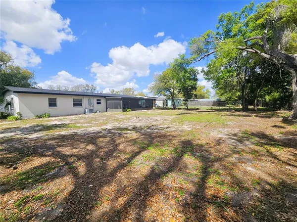$2,999 | 8711 North Wick Place, Tampa, FL 33604